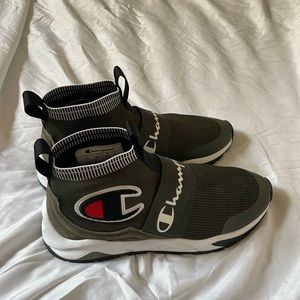 New Mens Champions sneakers size 11 us